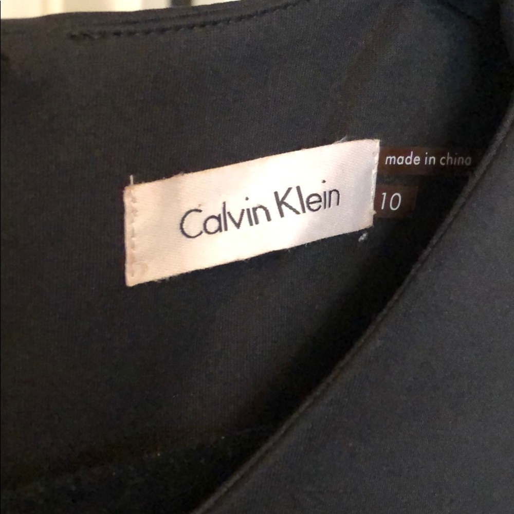 Dress - Picture 6 of 6